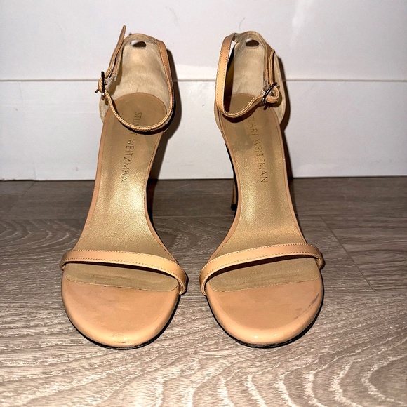 STUART WEITZMAN NUDIST PATENT NUDE HEELS - Picture 2 of 6